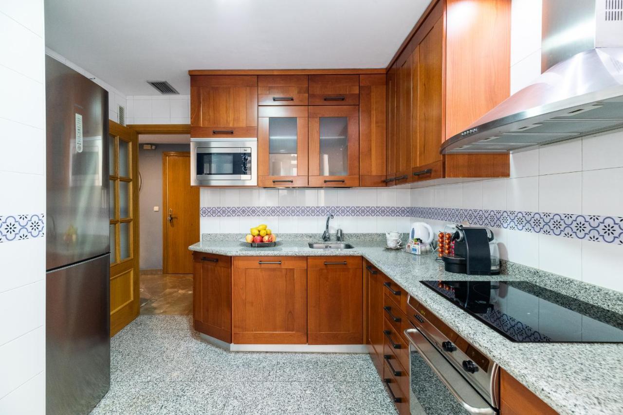Apartament Palacio Centrico Y Silencioso 4-8 Personas Granada